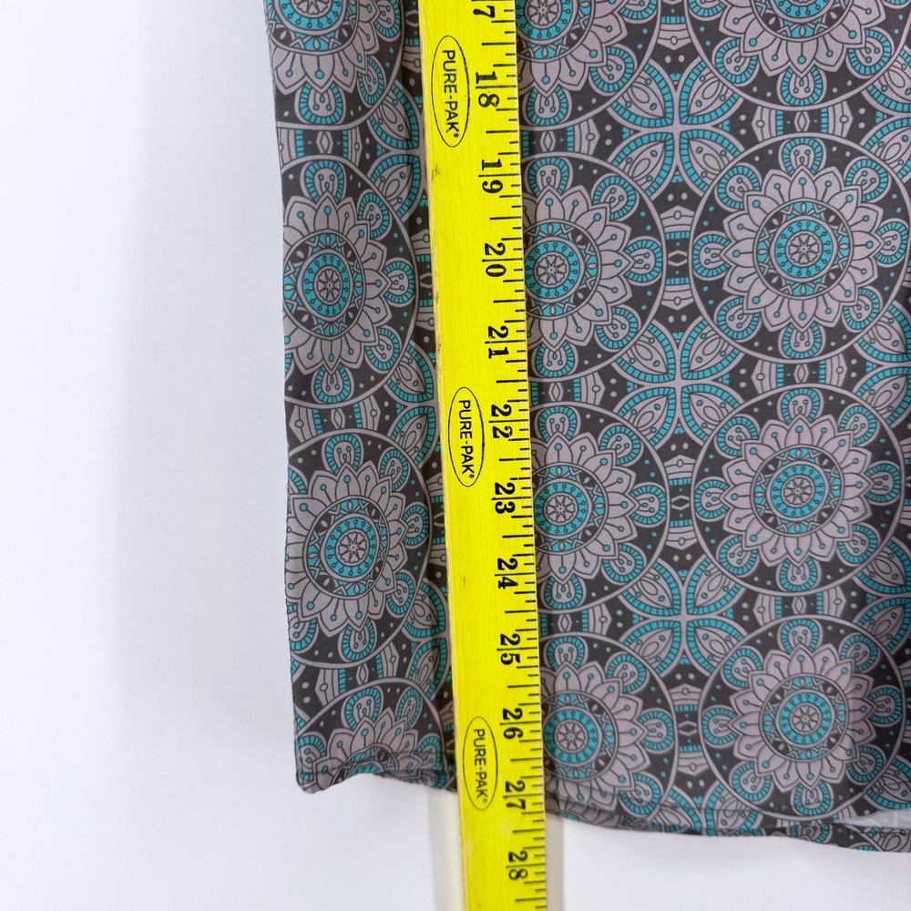 Molokai Surf Co Button Down Shirt Mens Small Grey Turquoise Mandala Pattern - Picture 5 of 7